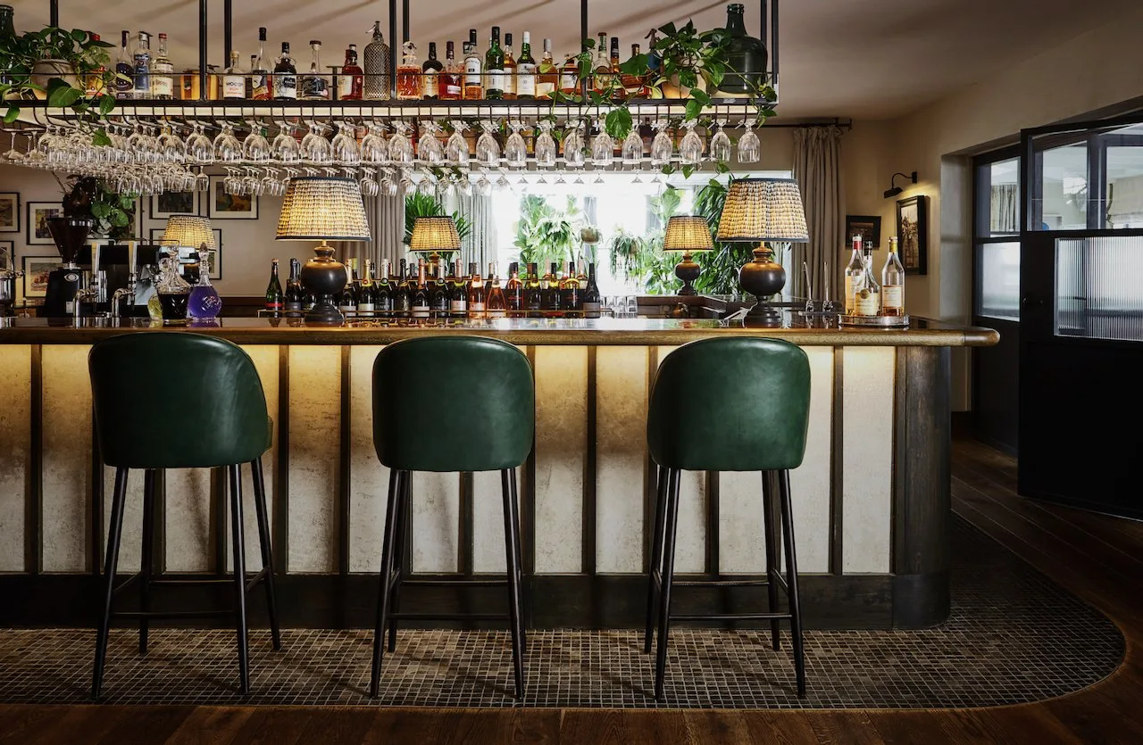 Harry's at The Gallivant — atmosphere