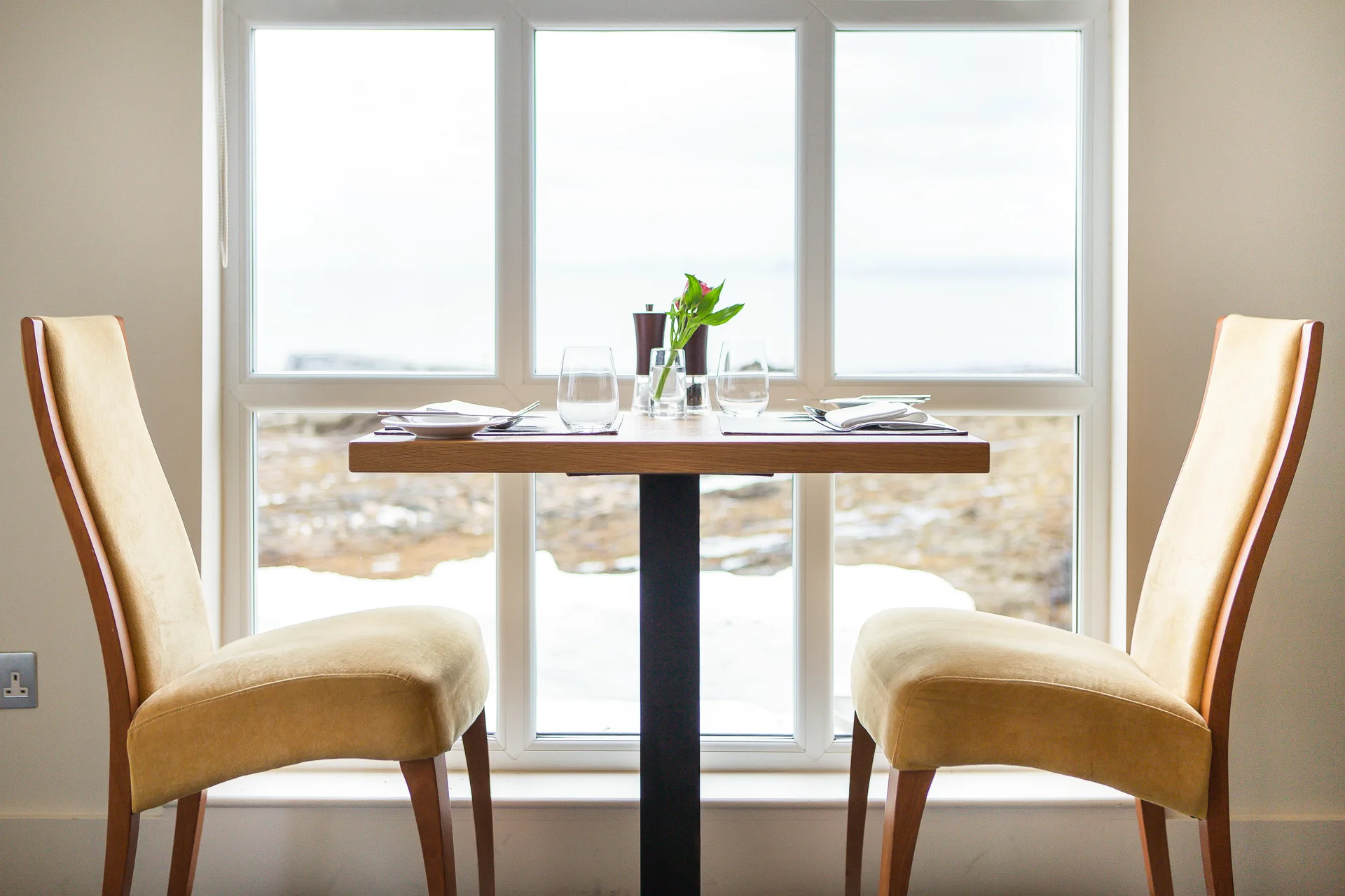 Craig Millar @ 16 West End — atmosphere