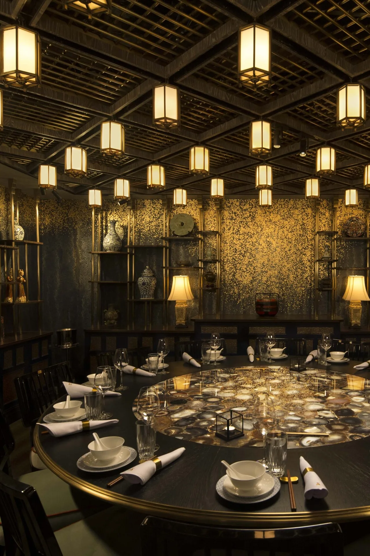 Mott 32 — photo 24