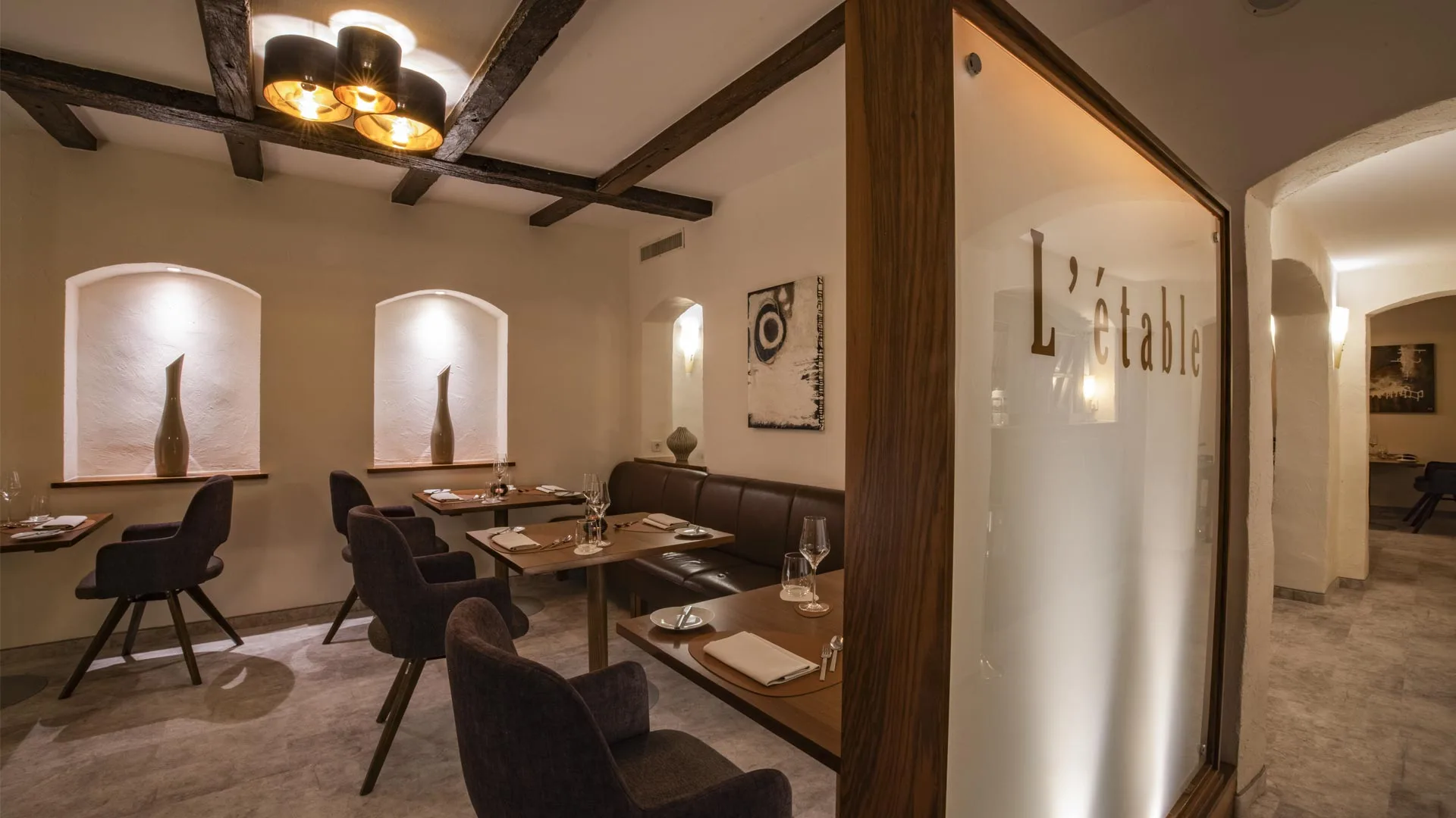 Stern's Restaurant — atmosphere