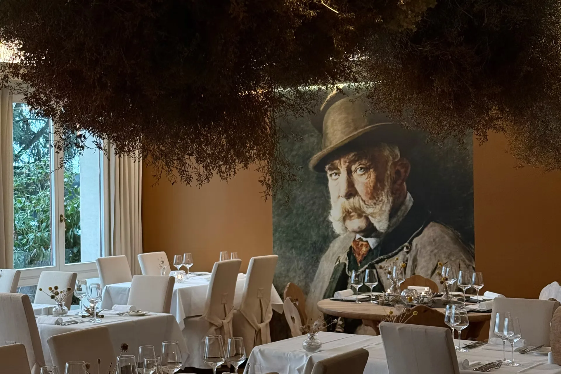 Zum Kaiser Franz, Zug