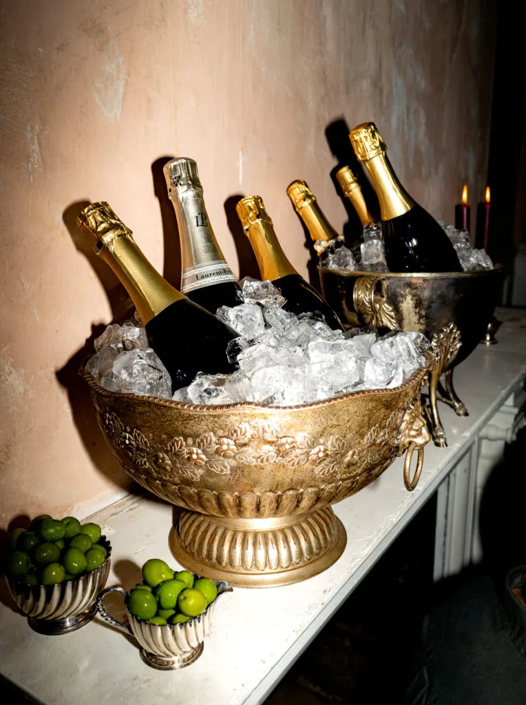 One Club Row — photo 11