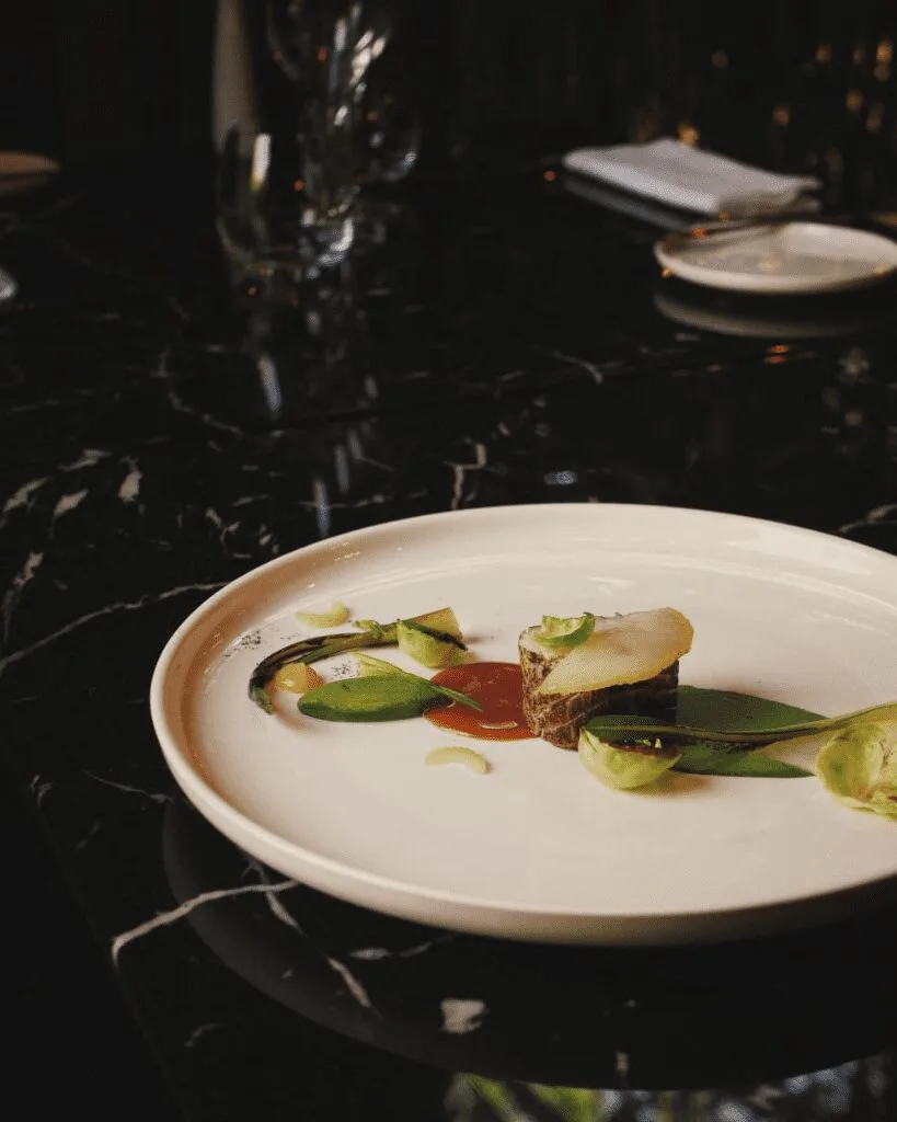 Villa9Trois — food