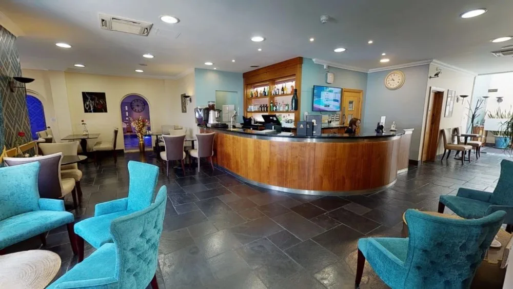 Lakes Restaurant — photo 6