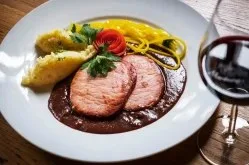 Weinlädele — food