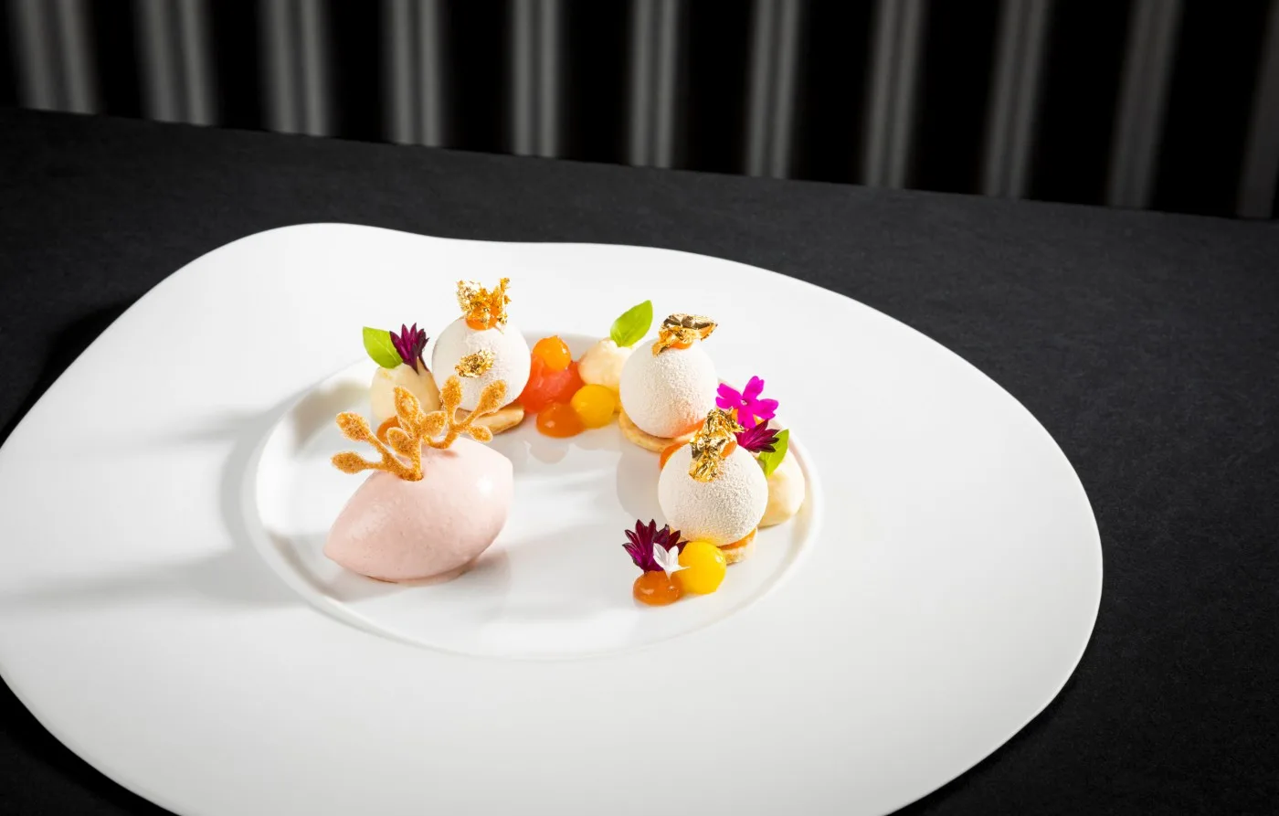 Victor's Fine Dining by christian bau — photo 11