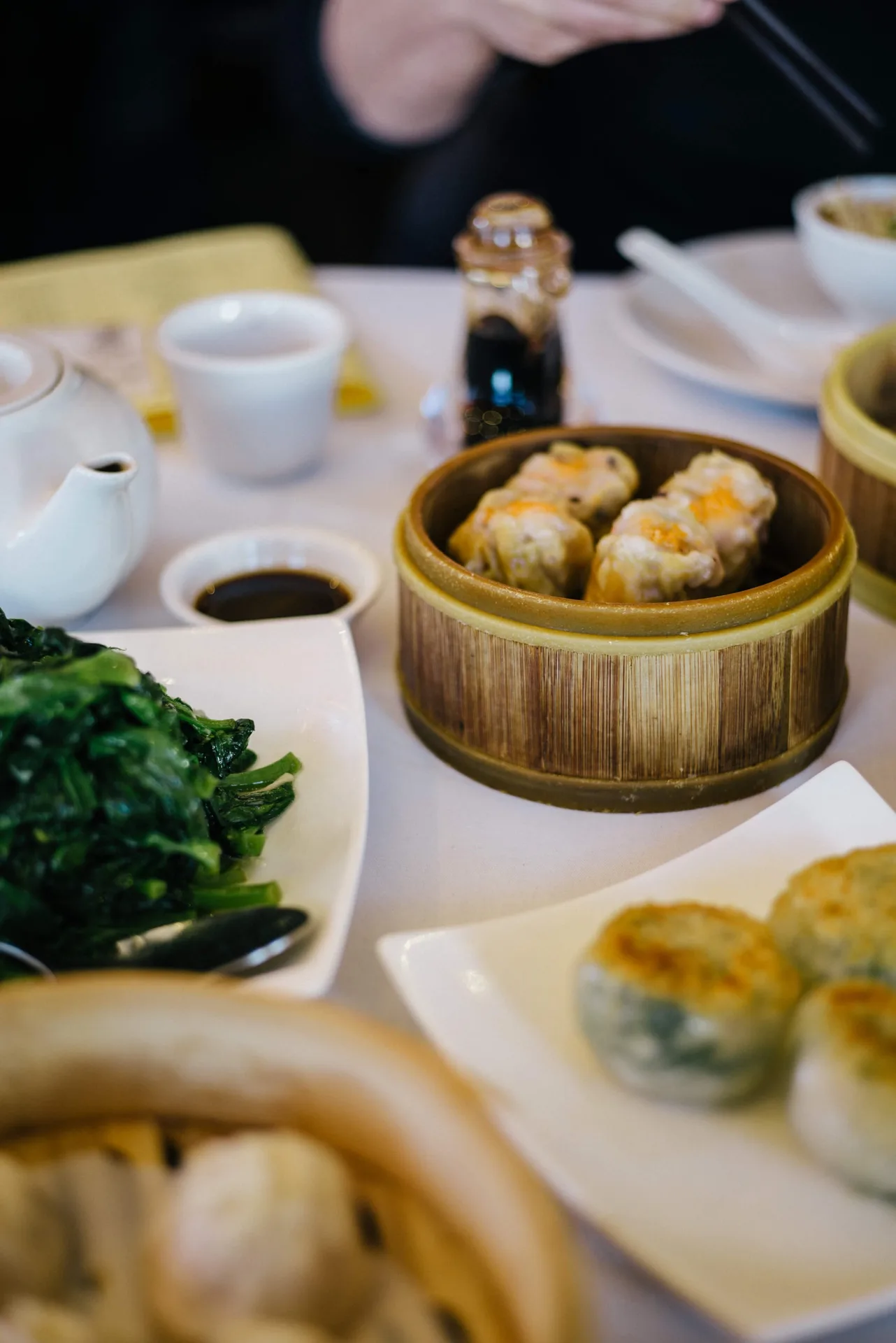 HK Lounge Bistro — photo 11
