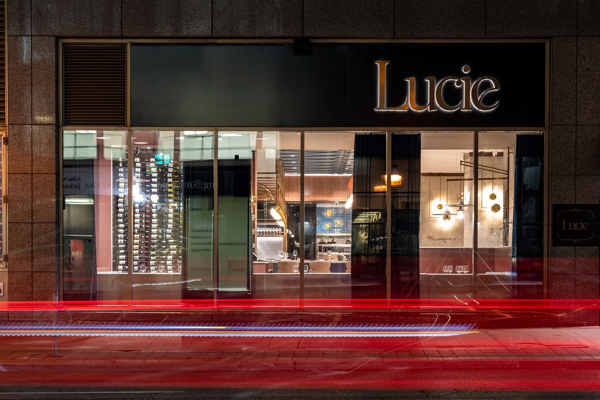 Lucie — photo 18