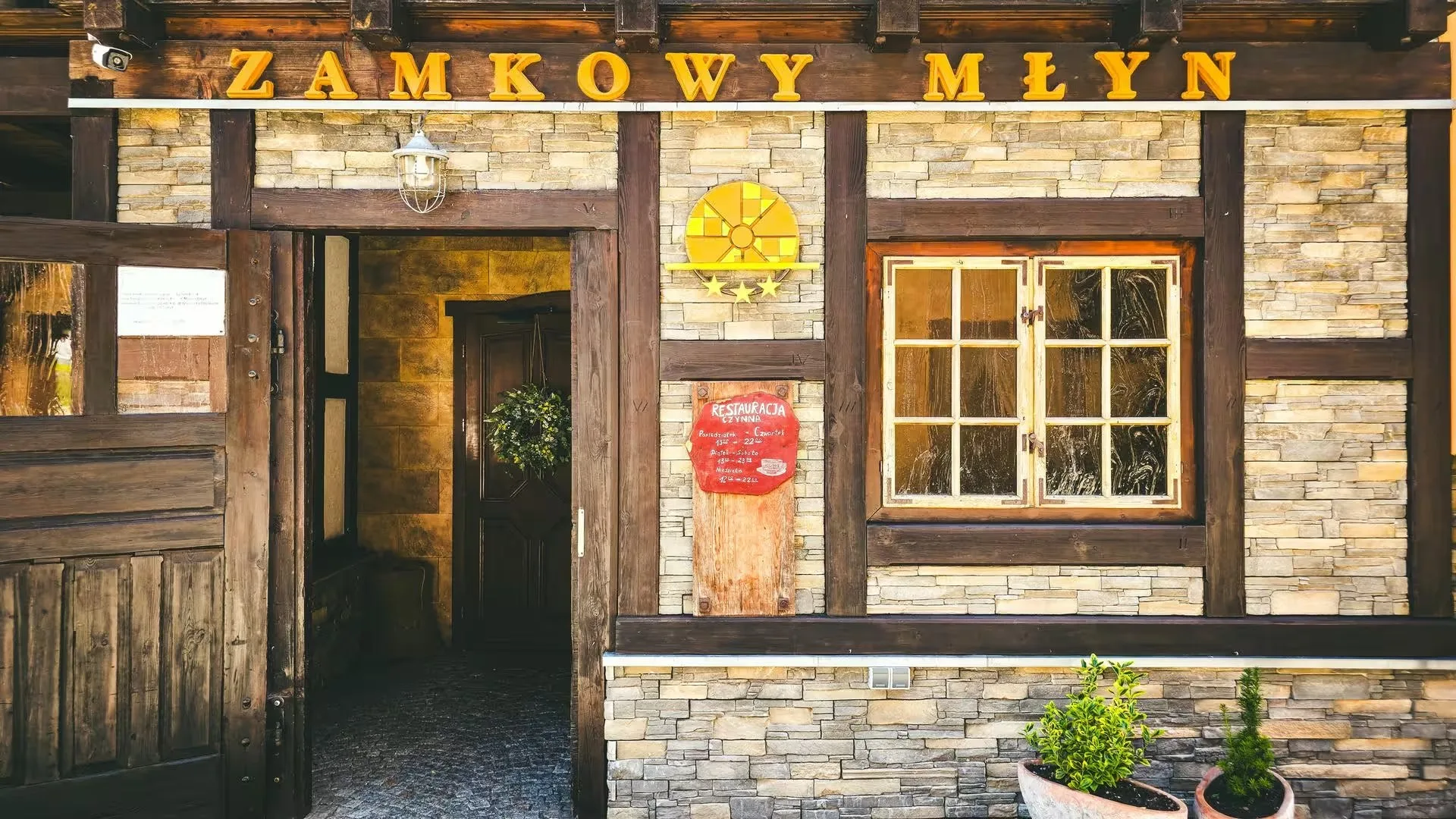 Zamkowy Młyn — photo 94