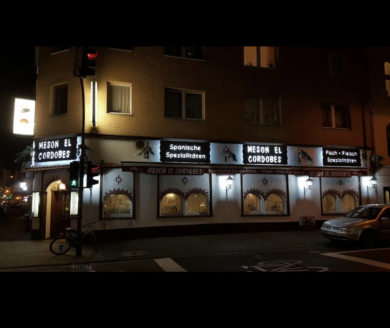 Meson El Cordobes — atmosphere