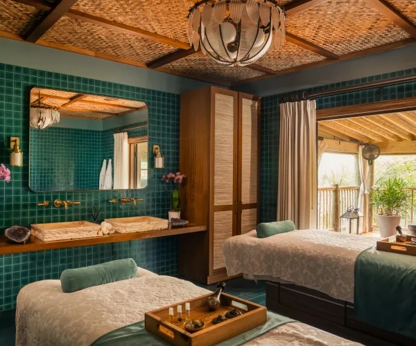 The Dining Room at Little Palm Island — photo 5