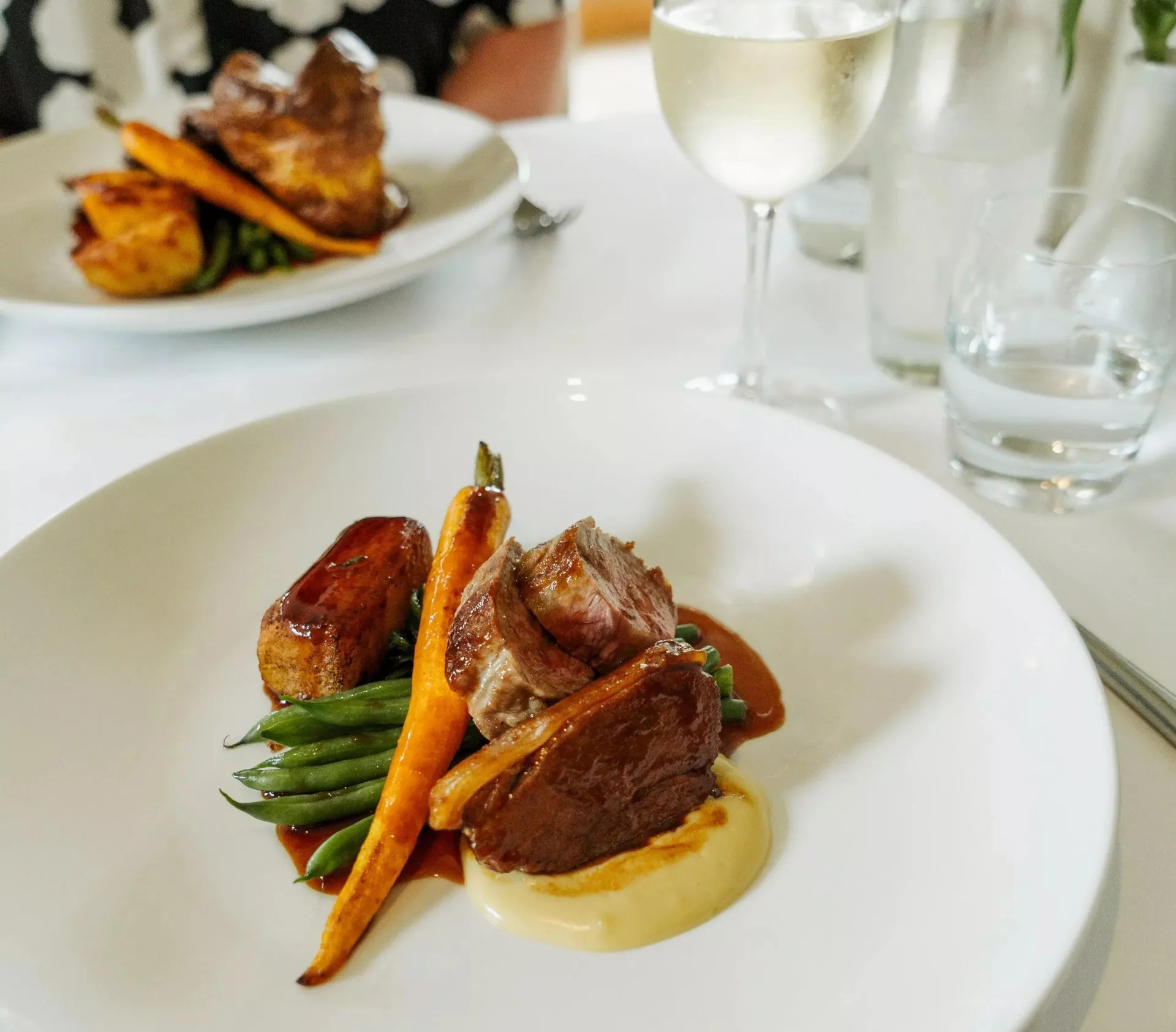 Mill End Hotel Restaurant — photo 25