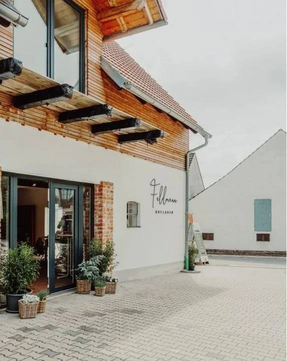 Eisvogel Restaurant — photo 43