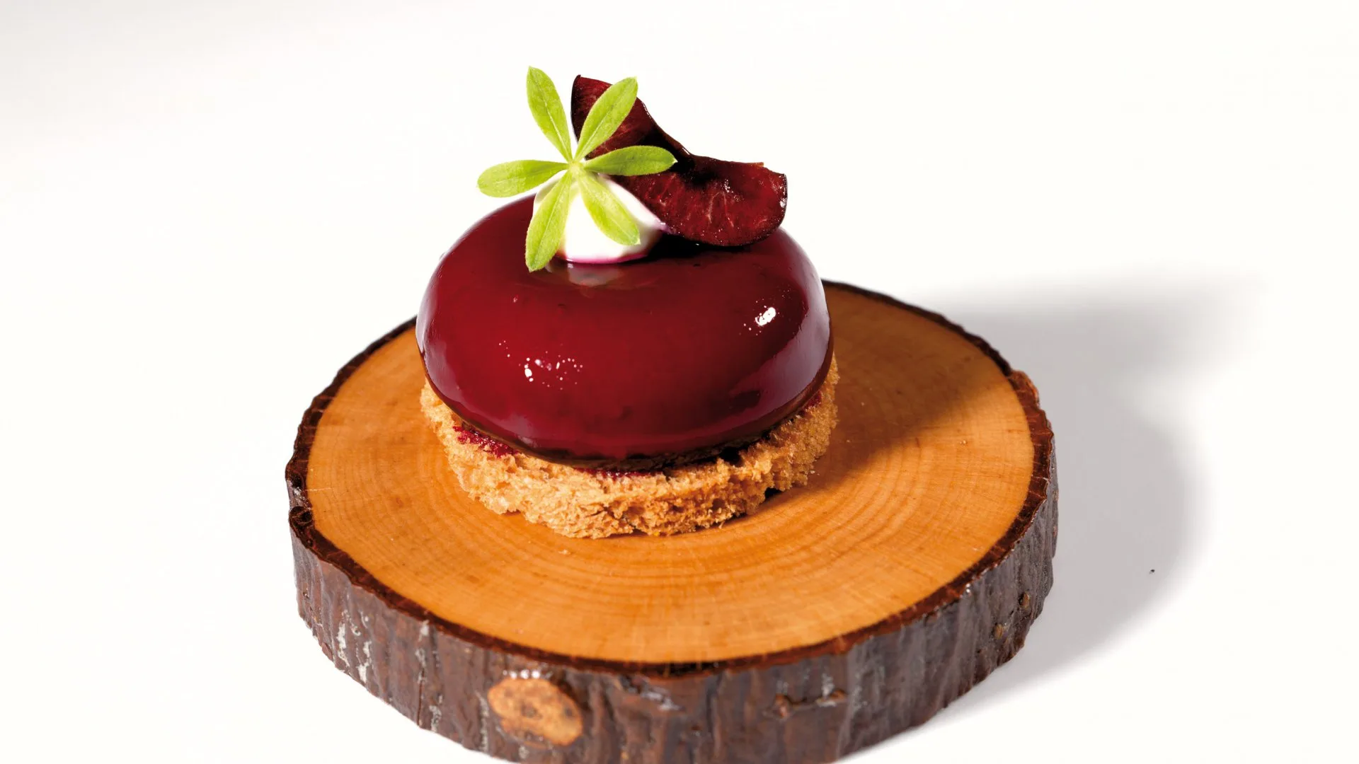 ESS ATELIER STRAUSS — food
