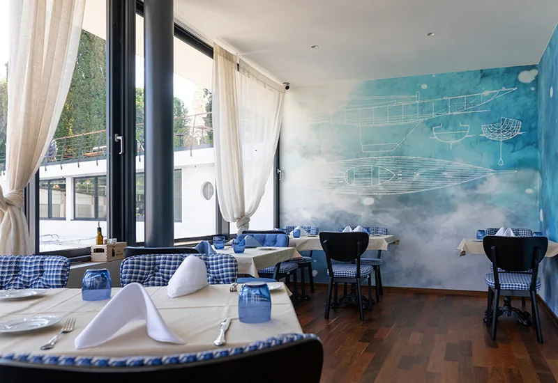 Yacht Club — photo 24