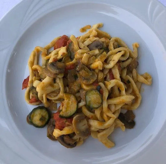 Camiano Piccolo — food