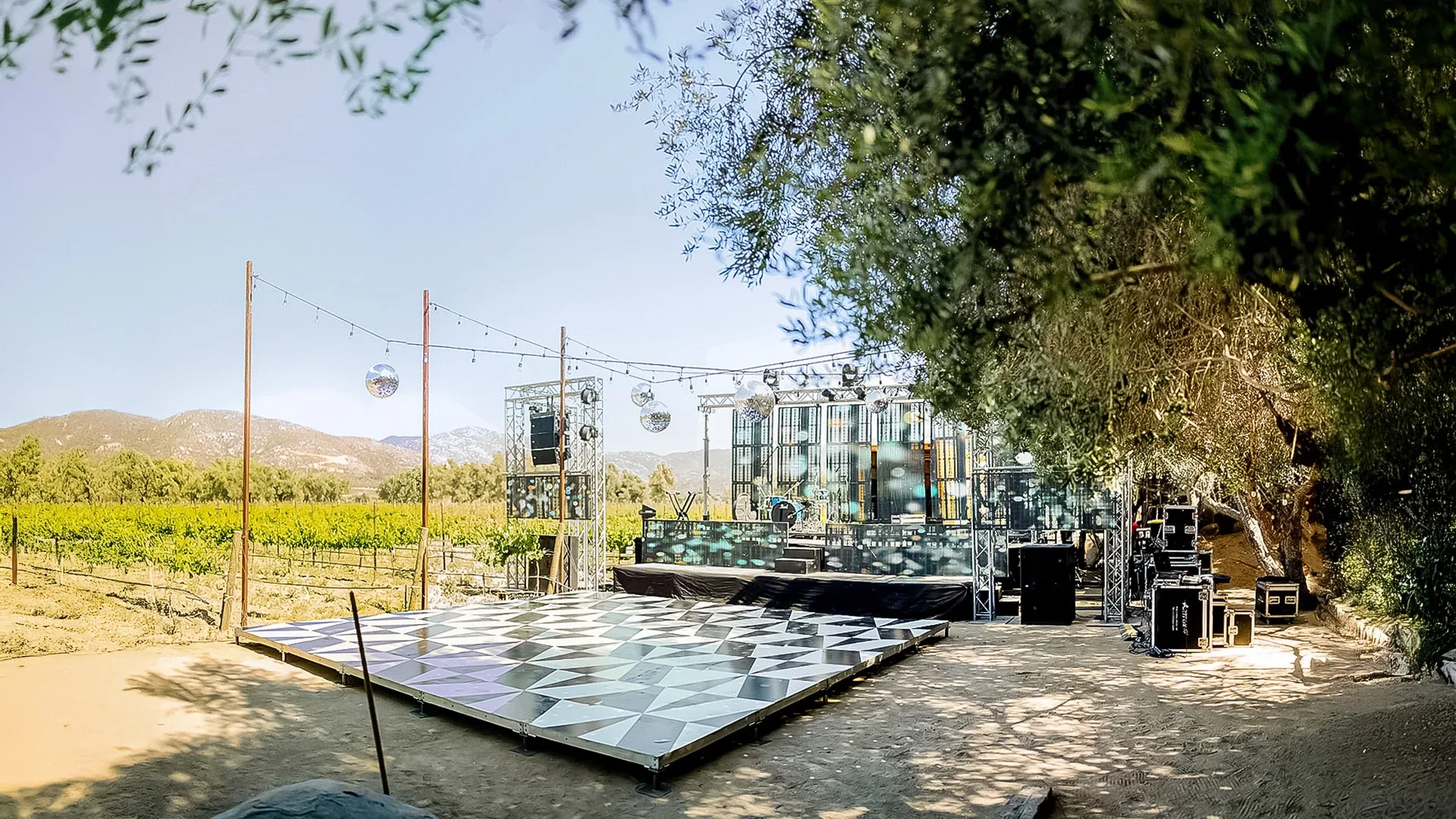 Bruma Wine Garden — photo 27