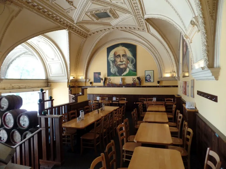 Restaurant Einstein — photo 29