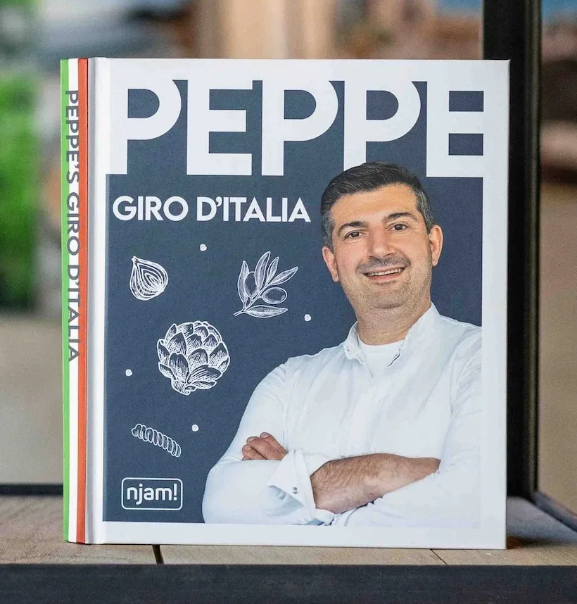 Peppe's — kitchen