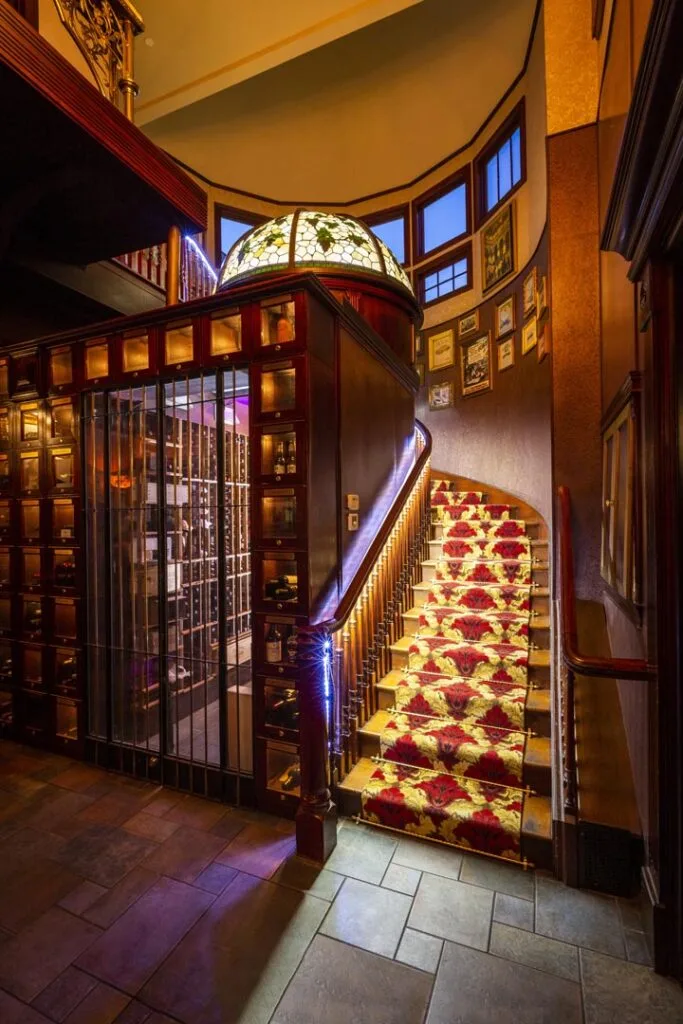 Jeff Ruby's Carlo & Johnny — photo 17