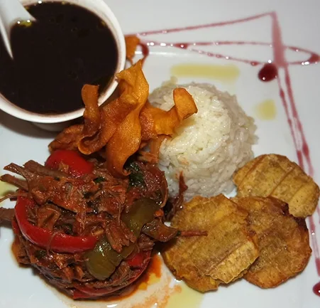 Pequeña Habana Restaurant — photo 22