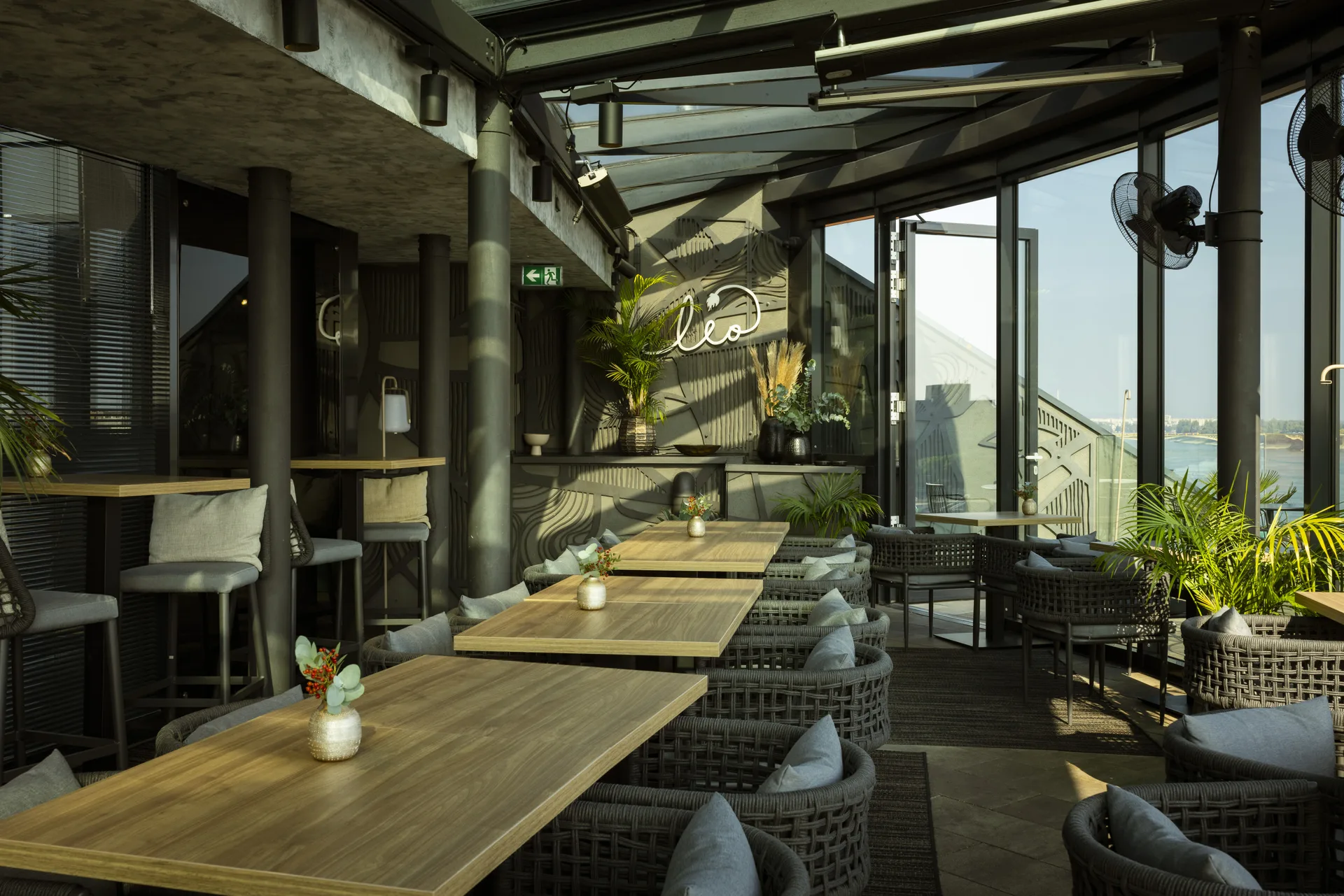 LEO Bistro — photo 19