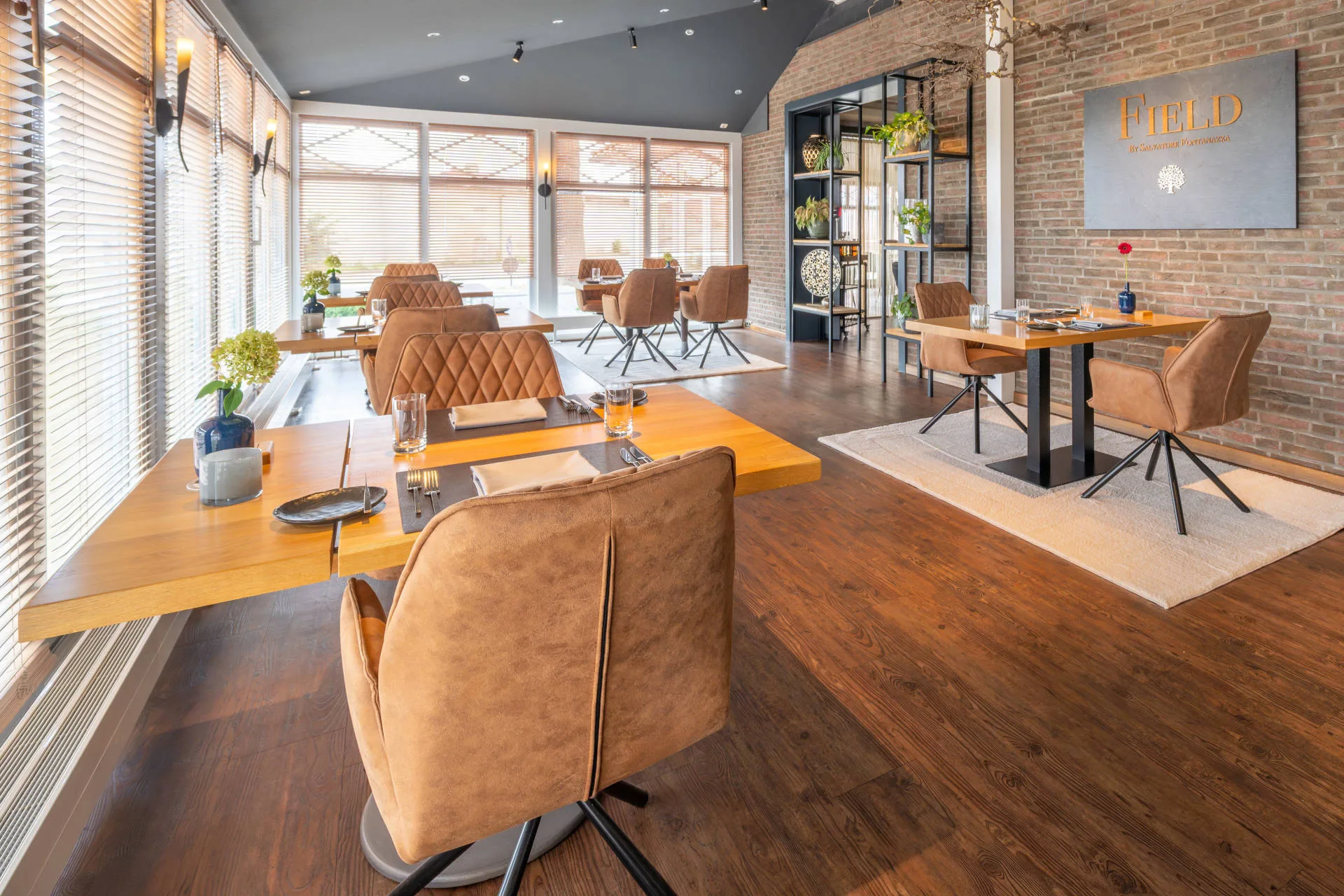 Restaurant Field — photo 32