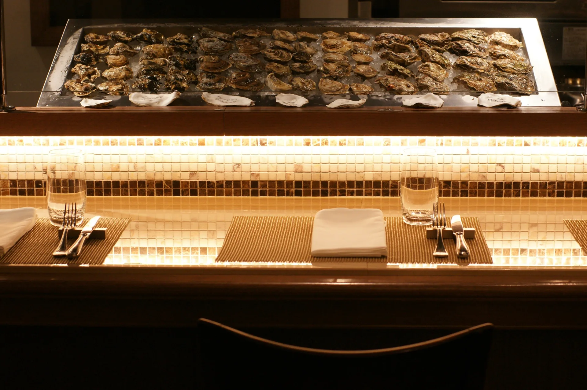 Vinoble Restaurant — atmosphere