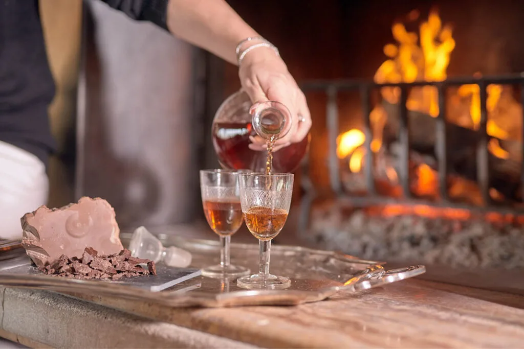 Ai Cadelach — kitchen