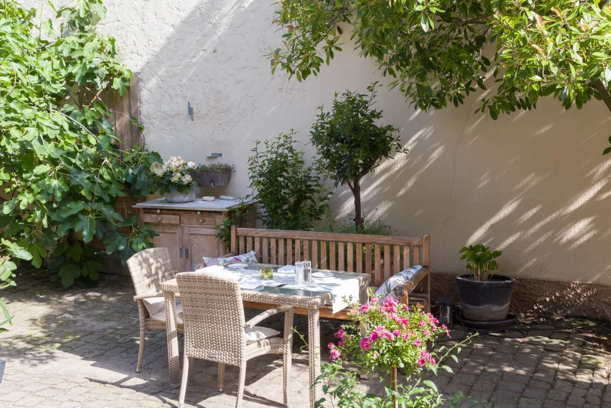 mundart Restaurant — atmosphere