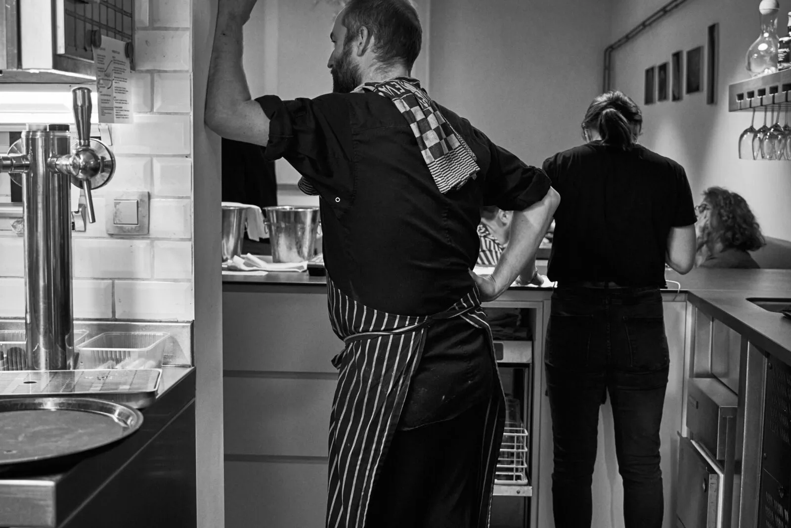 Roots — kitchen