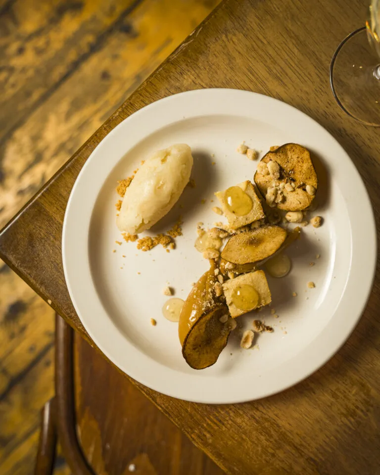 Queens Wine Bar and Bistro — photo 22