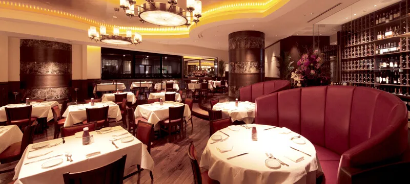 Wolfgang's Steakhouse by Wolfgang Zwiener — atmosphere