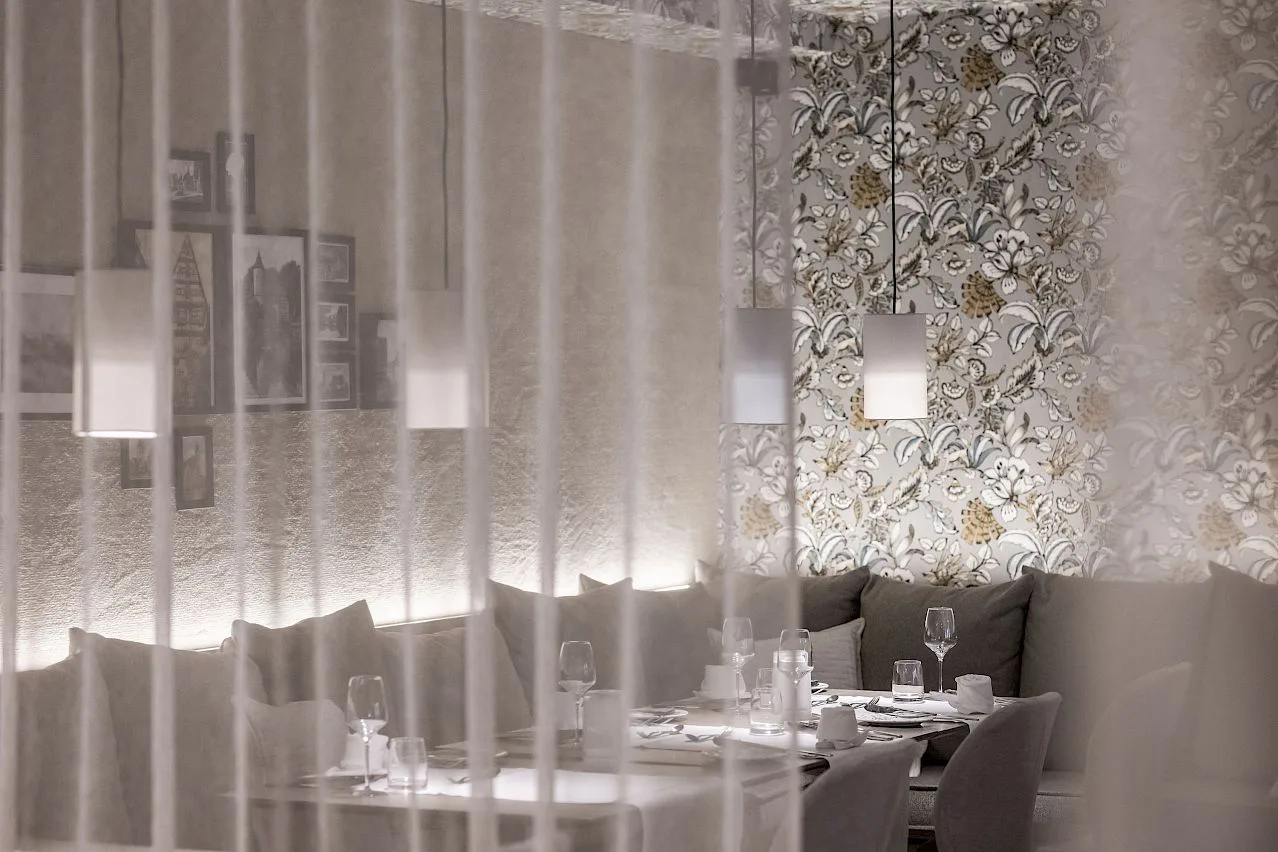 Tapas Queen Vicky Bar @ Hotel Goldene Rose — photo 10