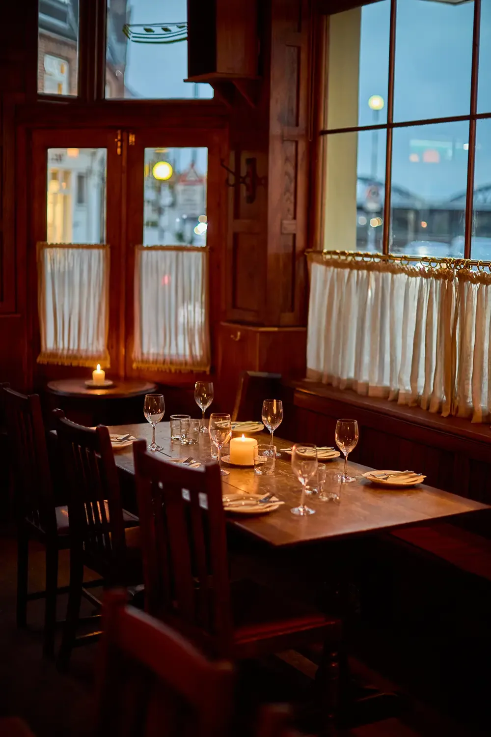 The Waterman's Arms — atmosphere