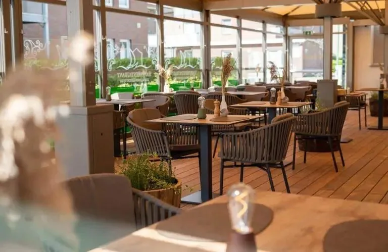 Hafenrestaurant Zum kleinen Leuchtturm — photo 44