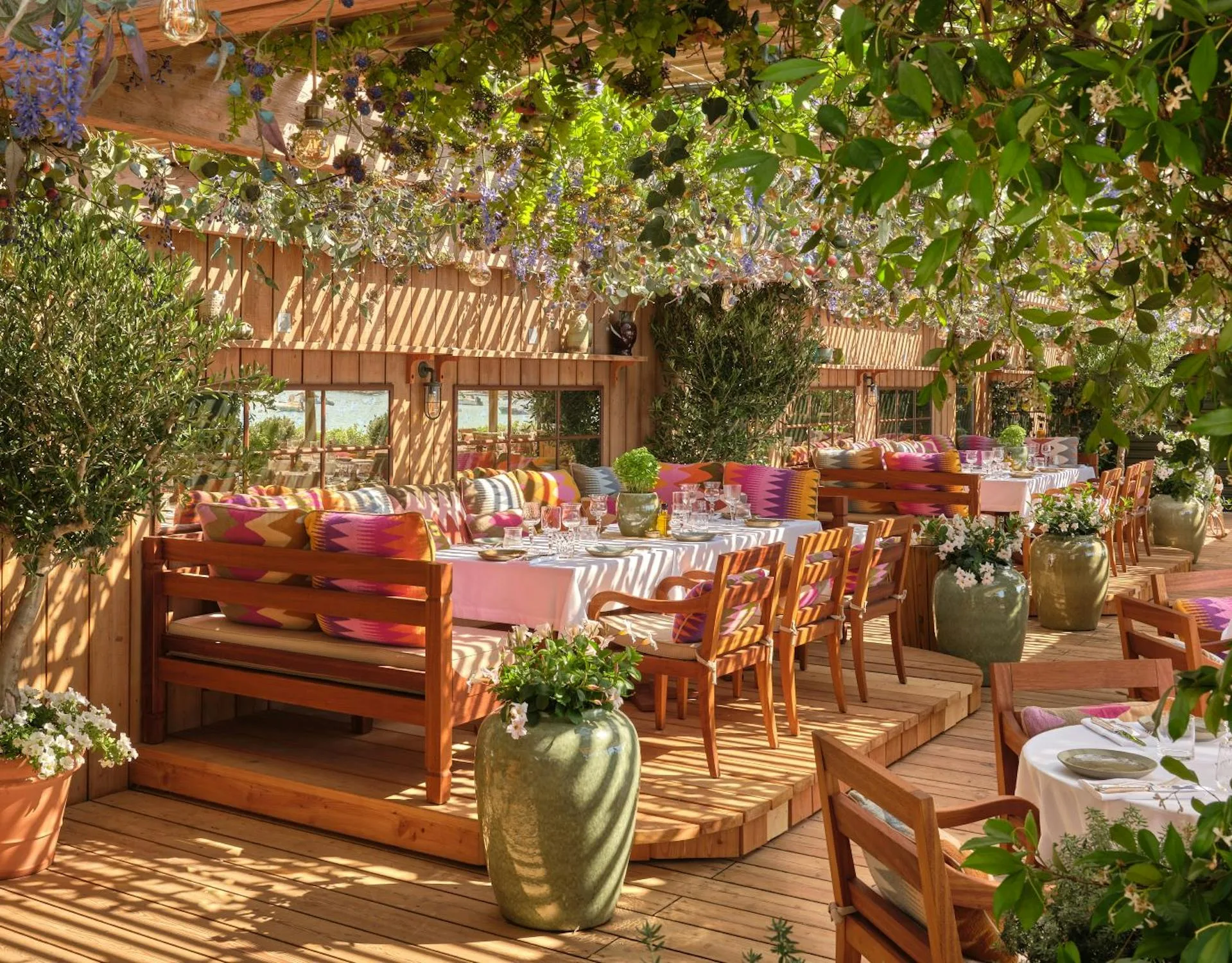 Jardin Tropezina — atmosphere