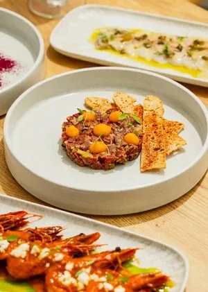 Lithos Restaurant — photo 9