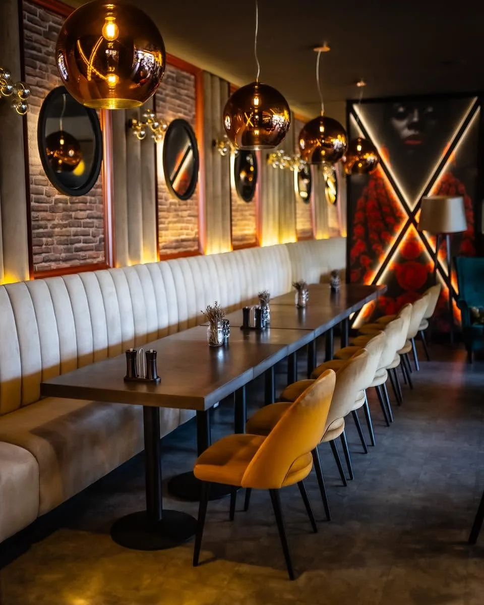NEXT BISTRO — atmosphere