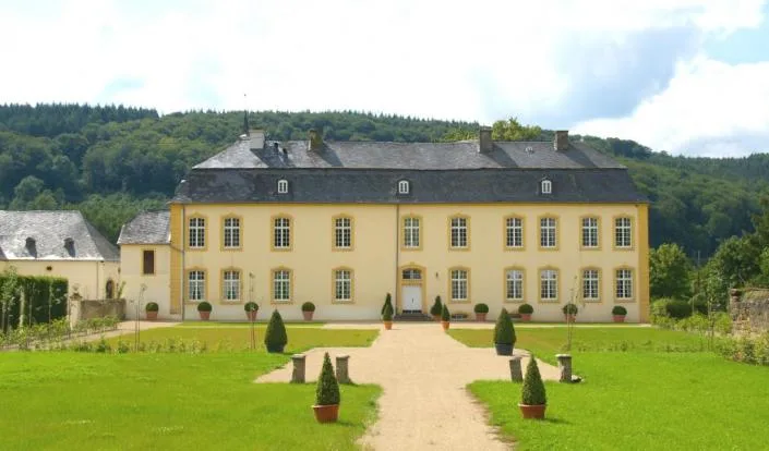 Schloss Niederweis — atmosphere