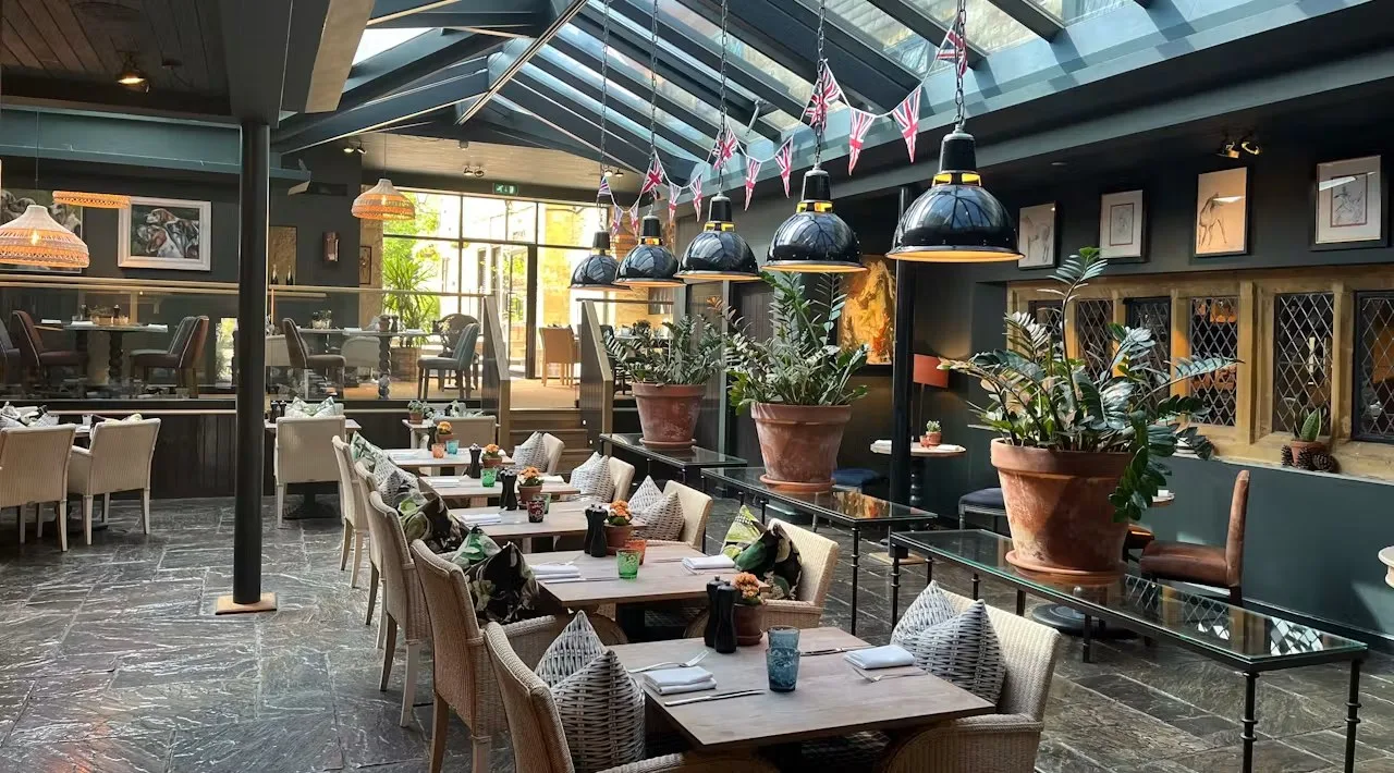 Tattersalls Brasserie — photo 14