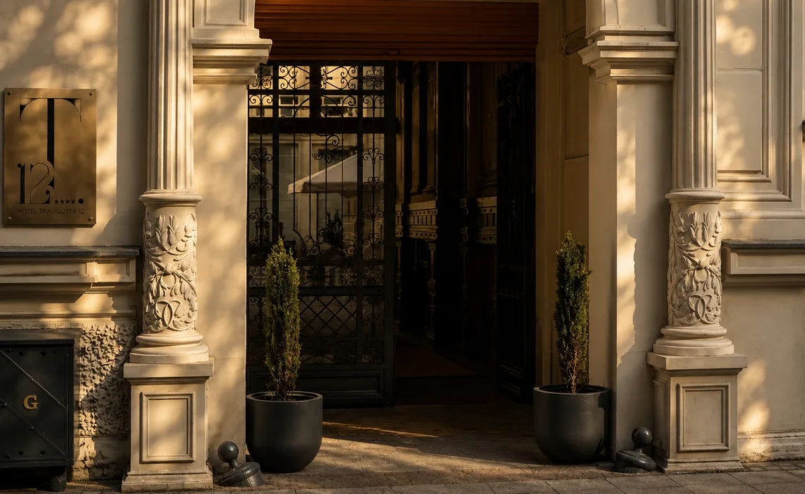 ACANTI — photo 19