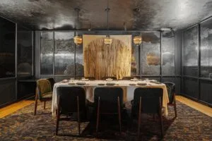 Leña Marbella — atmosphere