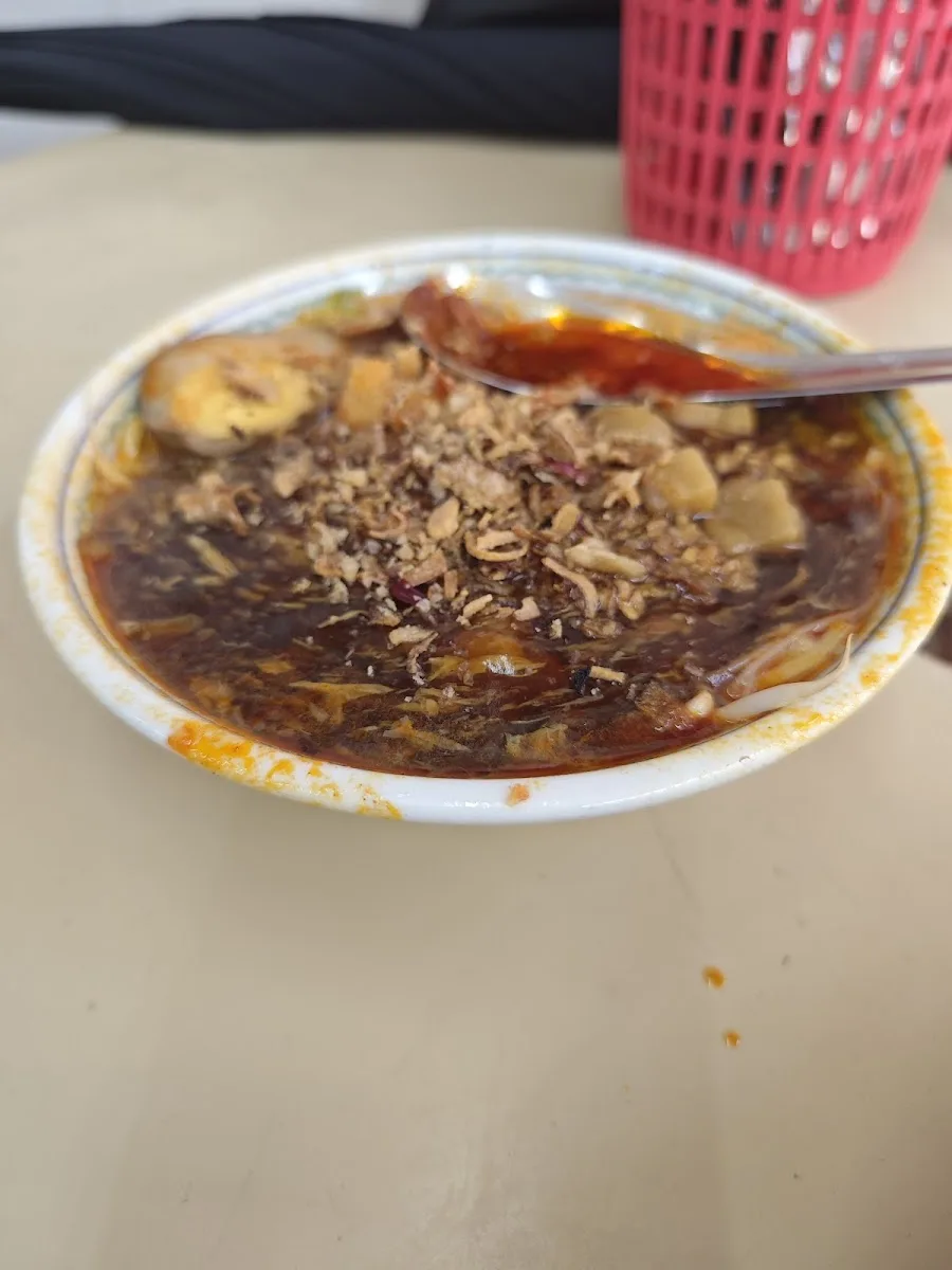 Green House Prawn Mee & Loh Mee (223 Jalan Burma) — photo 4