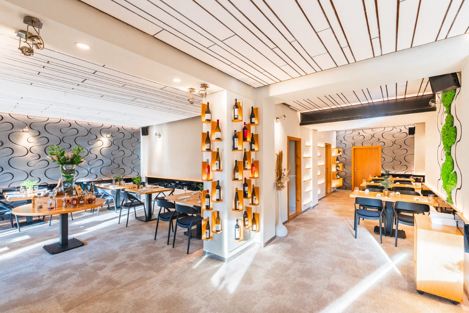 Valoria Restaurant — photo 43