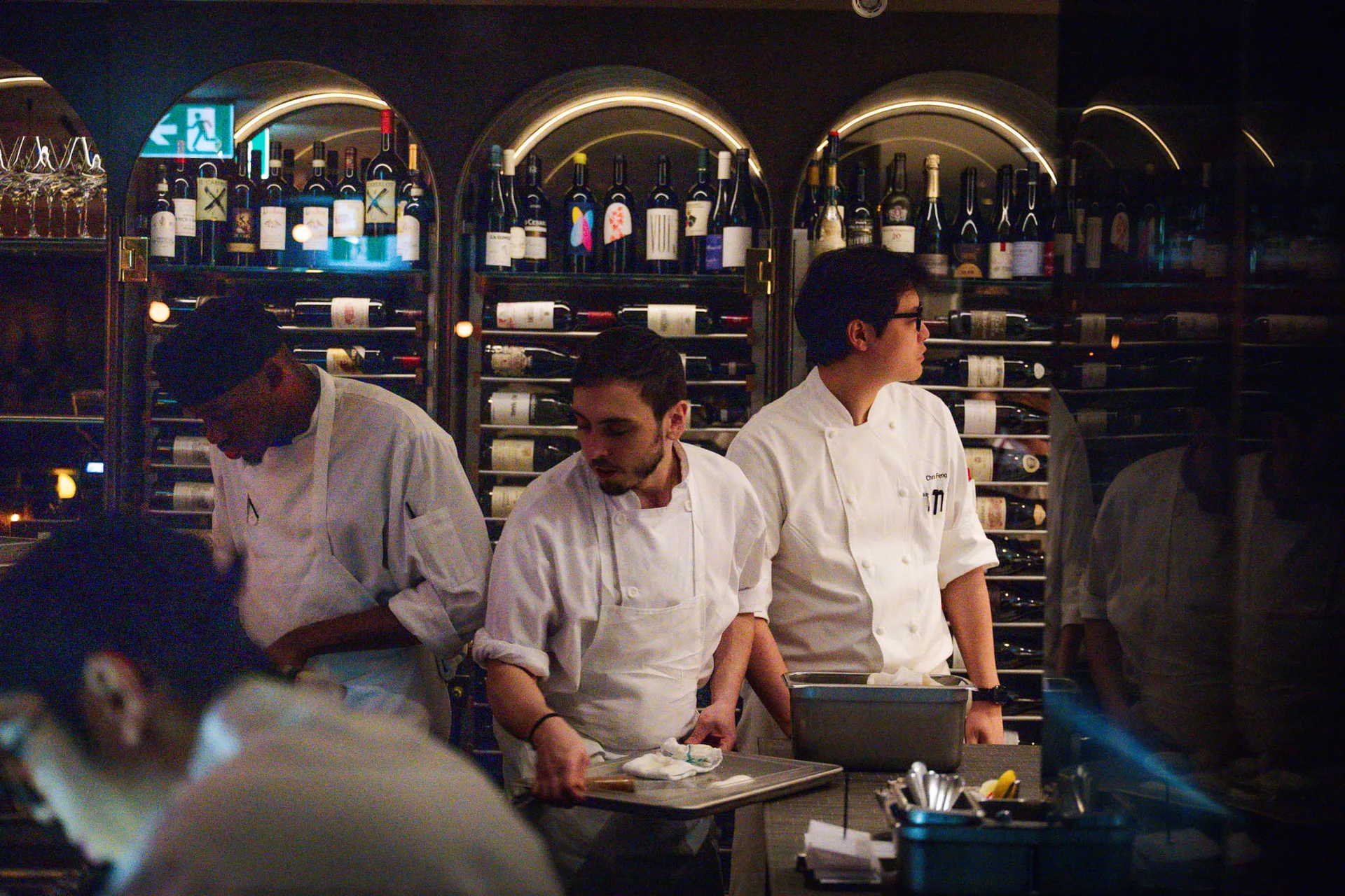 Alobar Yorkville — photo 17