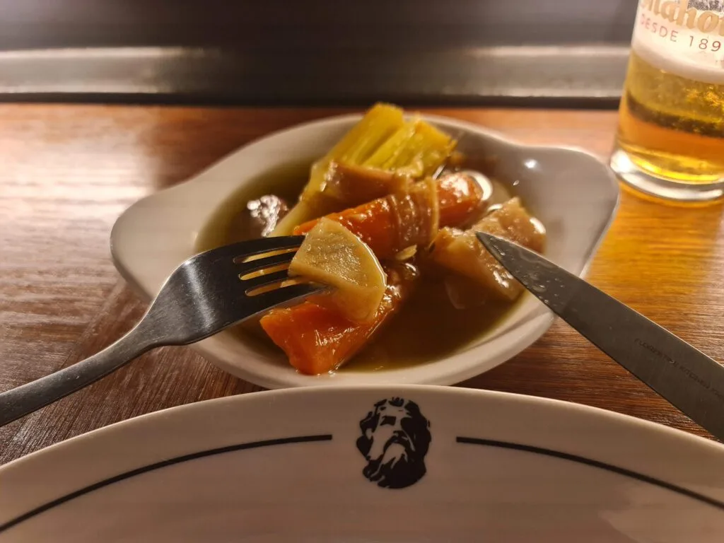 Ultramarinos Marín — food