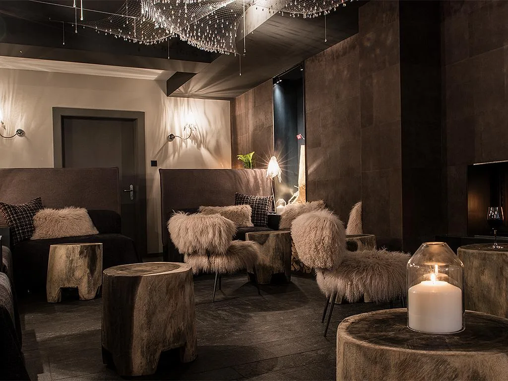 Hotel Restaurant Blausee — atmosphere