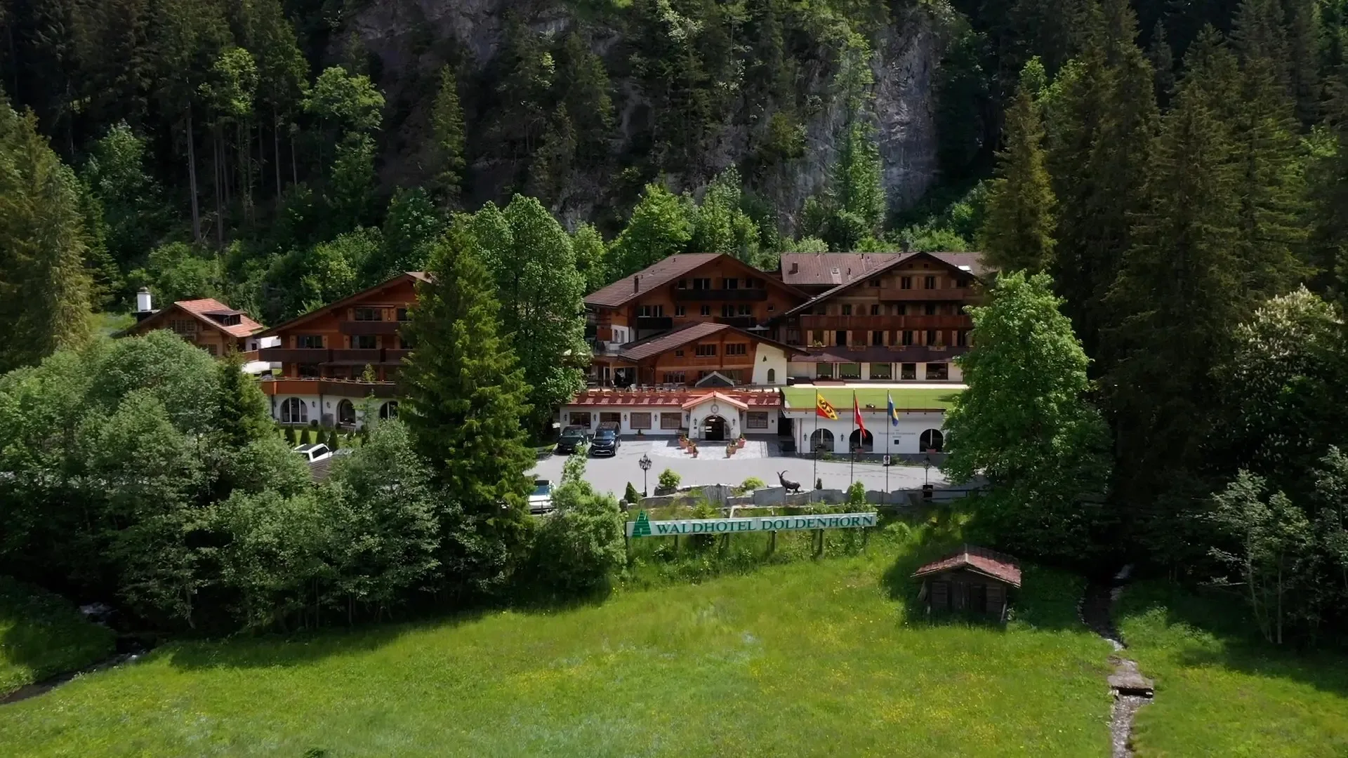 Waldhotel Doldenhorn — photo 36