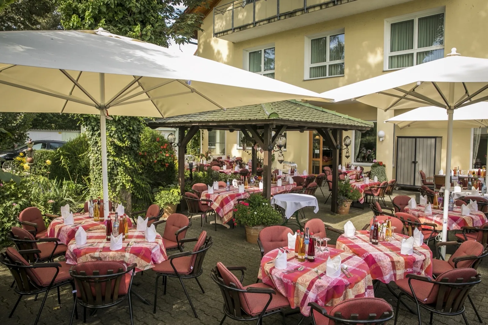 Restaurant Dornweiler Hof — photo 71